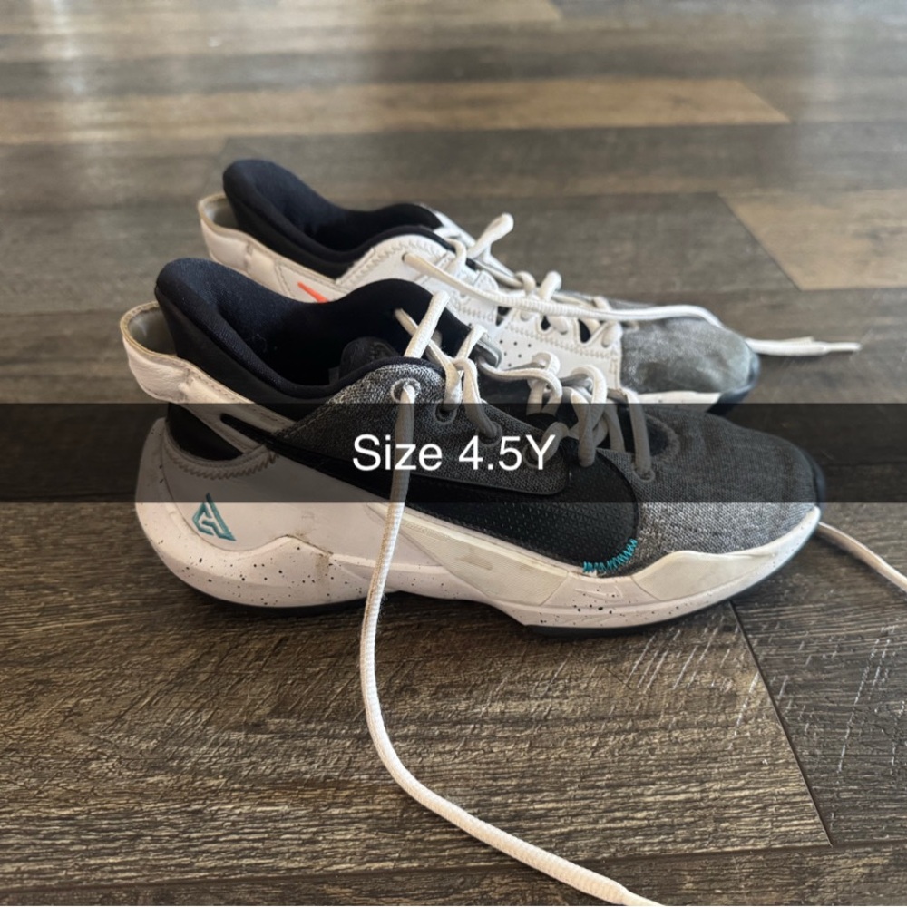 Nike Black and White Athletic Shoes